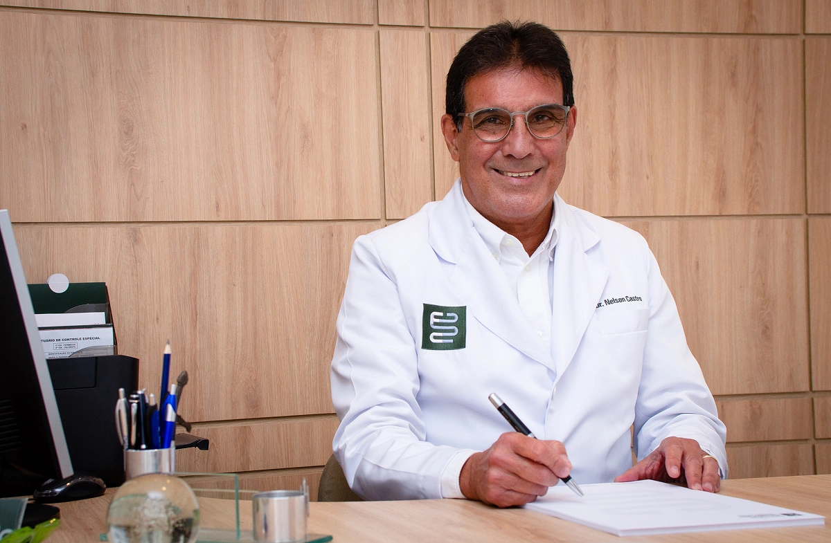 Dr. Nelson Castro
